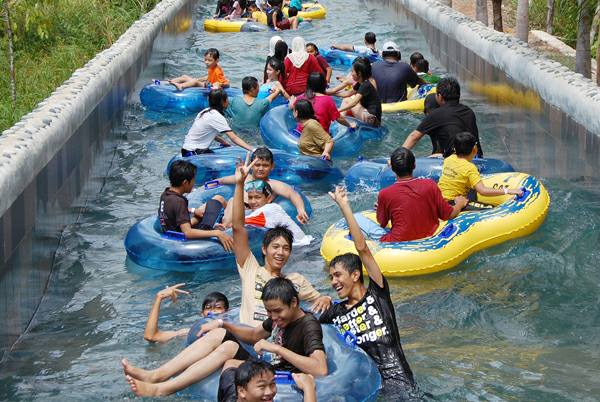 Gambang Water Park 01